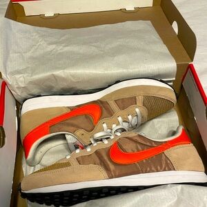 Nike Challenger OG running shoes